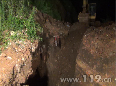 玉溪里山鄉塌方