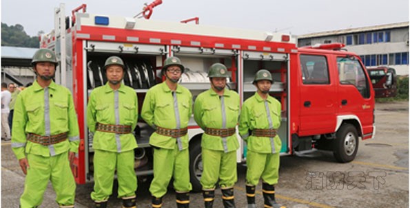 溫州商貿城自購消防車成立消防專職隊
