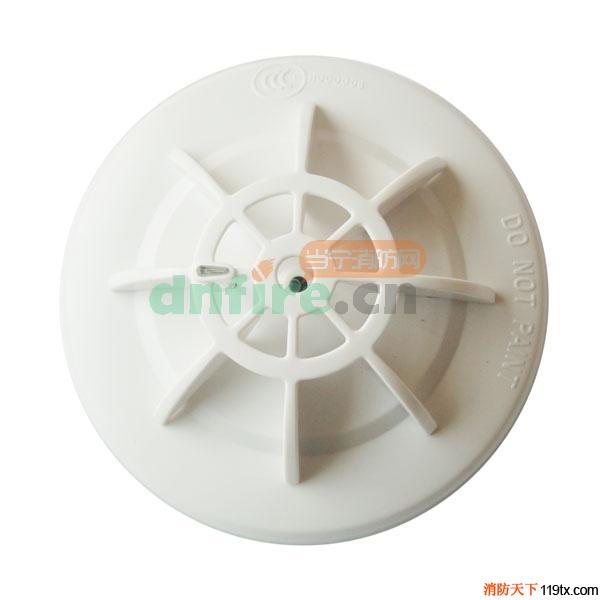 一、JTW-ZOM-GST9612點(diǎn)型感溫火災(zāi)探測器概述：\r\nJTW-ZOM-GST9612點(diǎn)型感溫火災(zāi)探測器（以下簡稱探測器）為無極性二總線制，可與本公司生產(chǎn)的各類火災(zāi)報(bào)警控制器的報(bào)警總線以任意